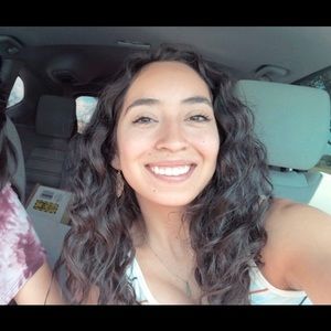 Meet your Posher, Jazmine